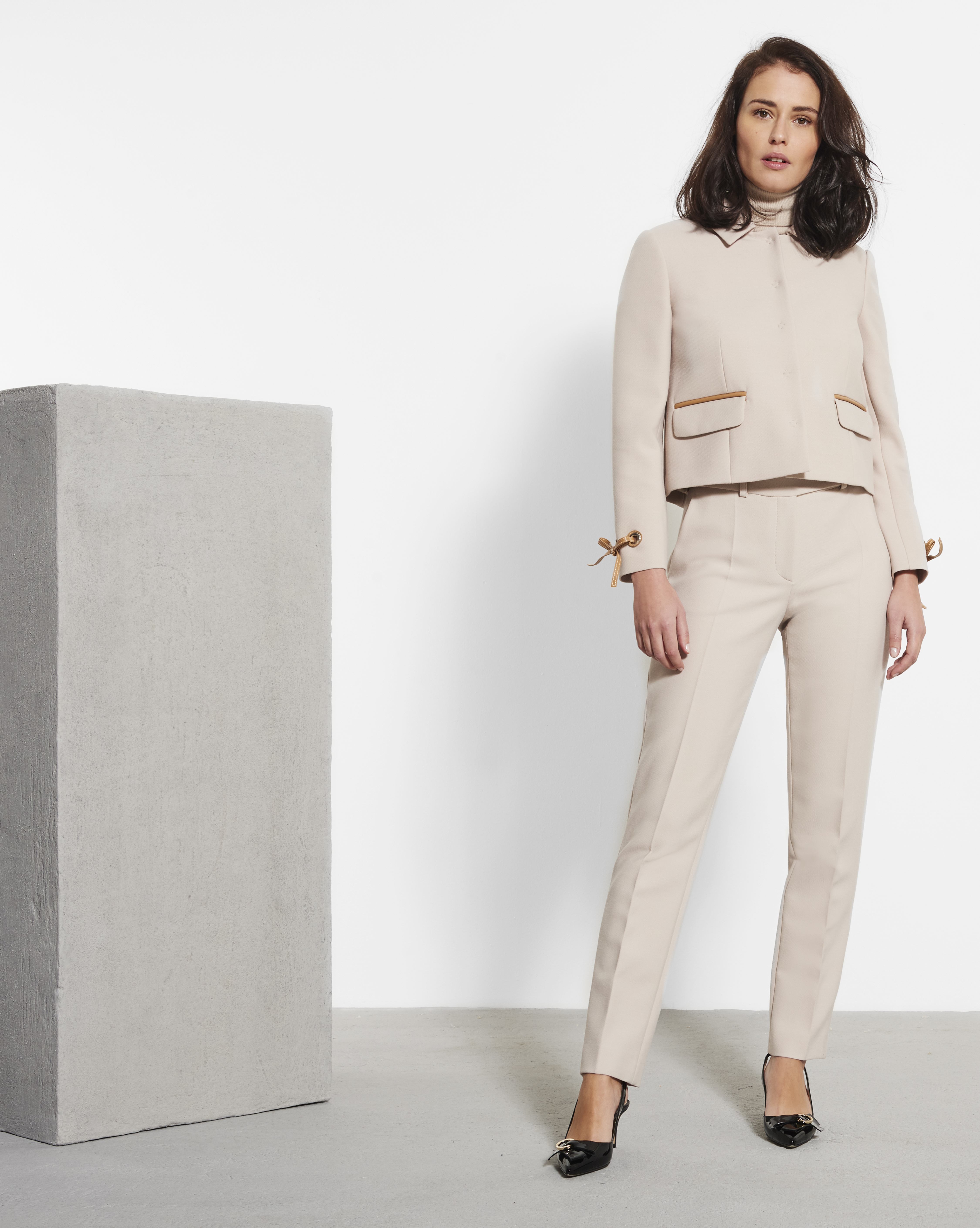 paule ka 20E142V01 350 2