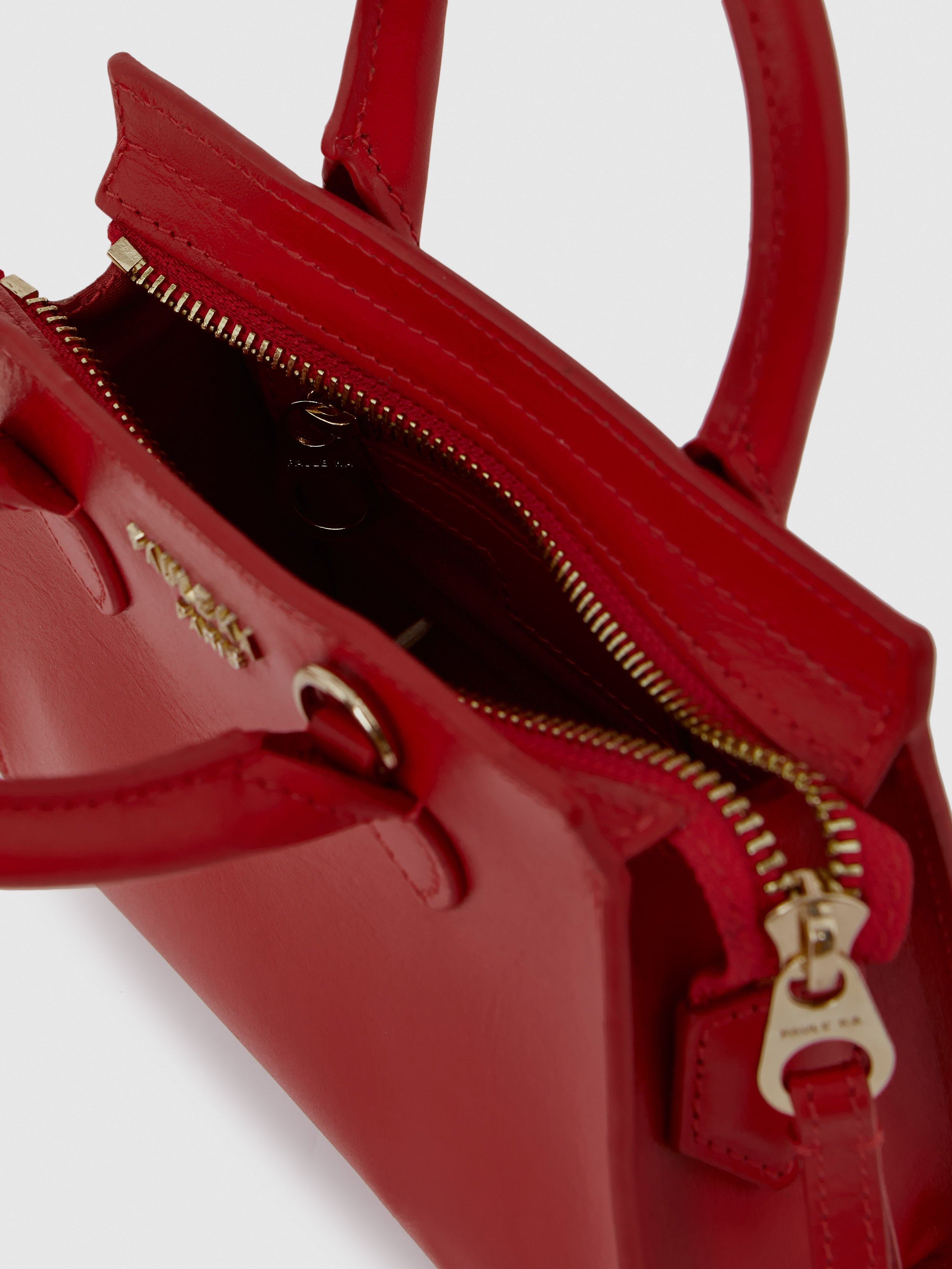 paule ka 22E550SA79 452 4