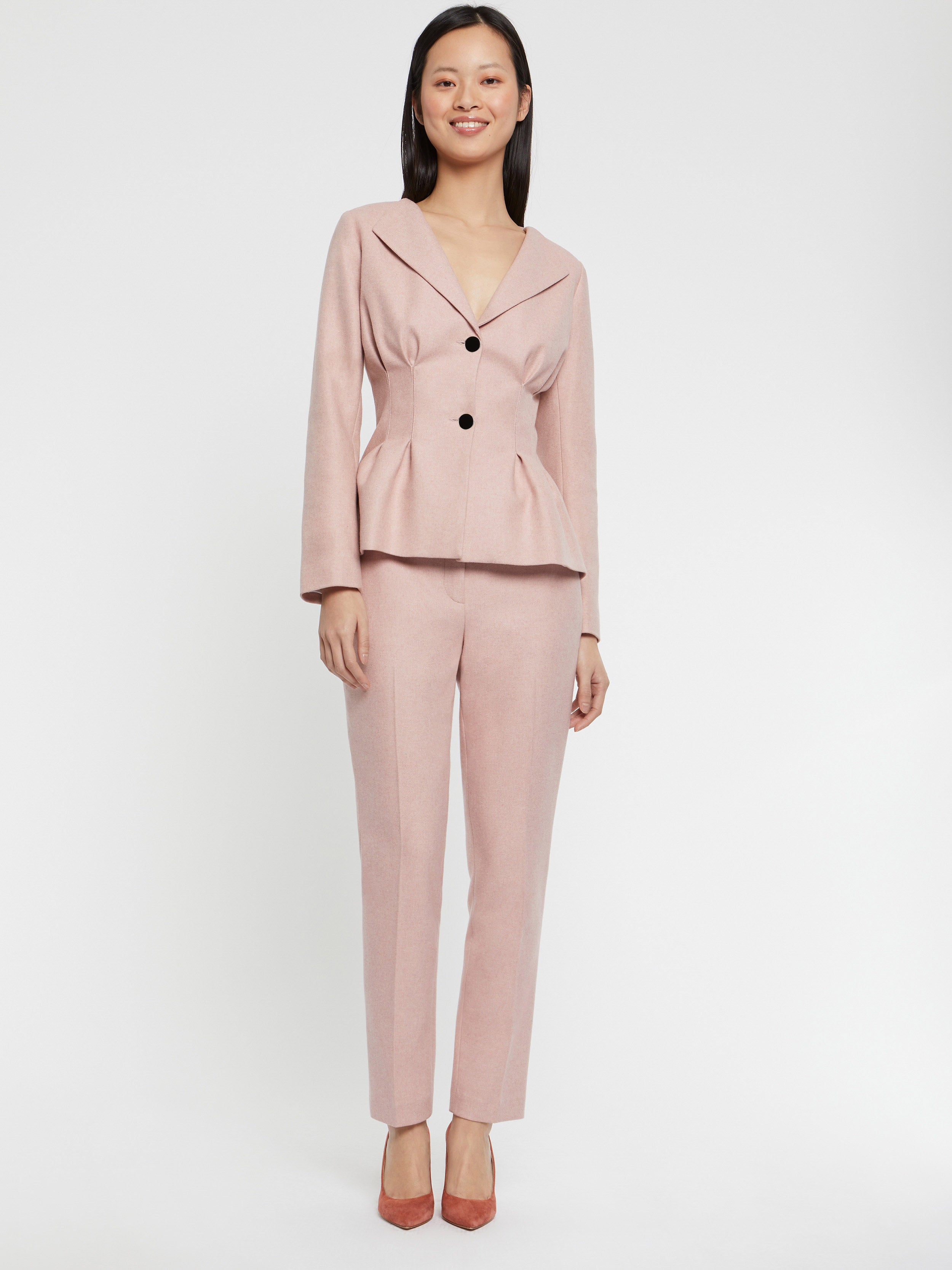 paule ka 22H146V009 466 1