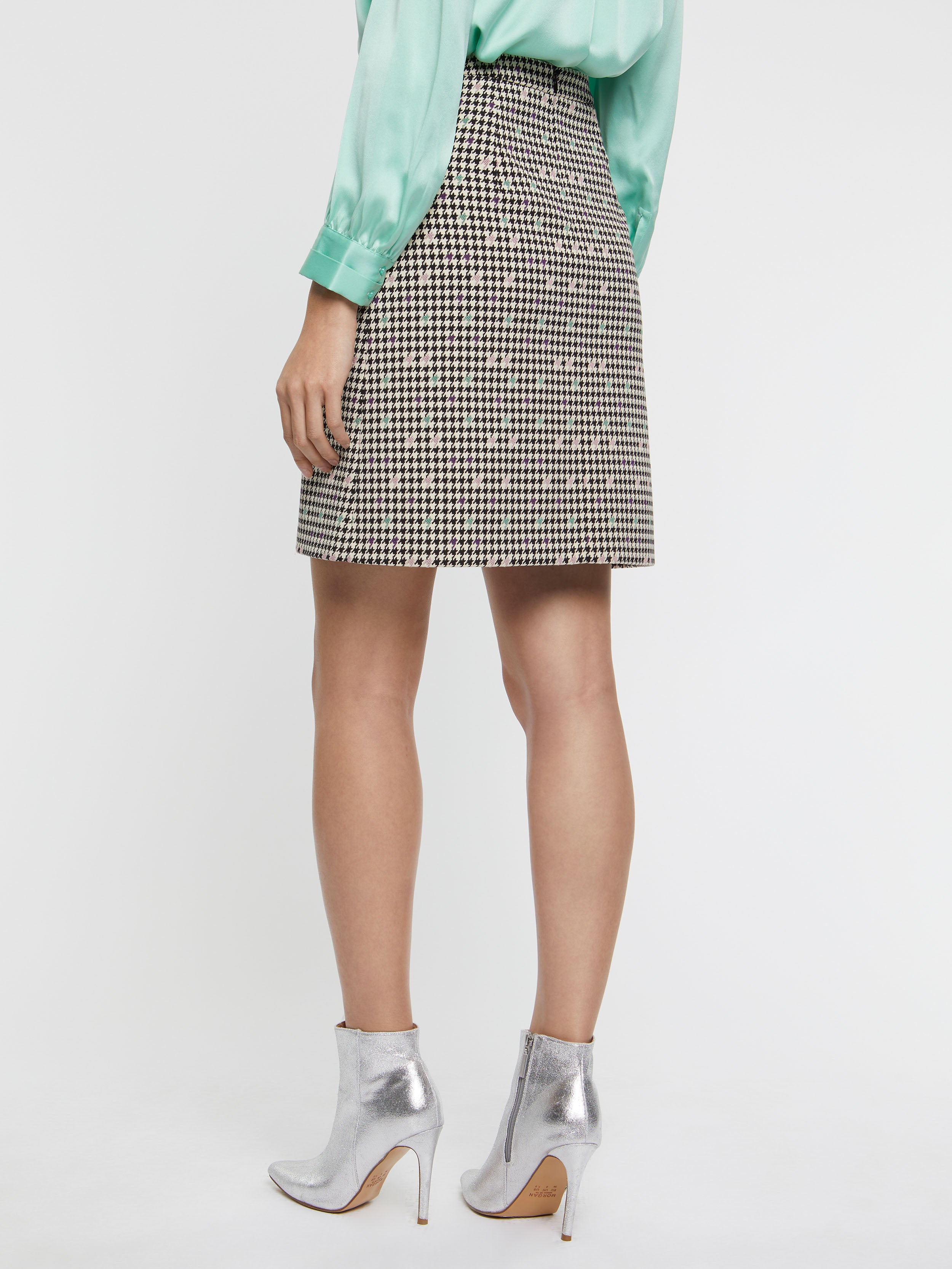 paule ka 22H160J015 099 4