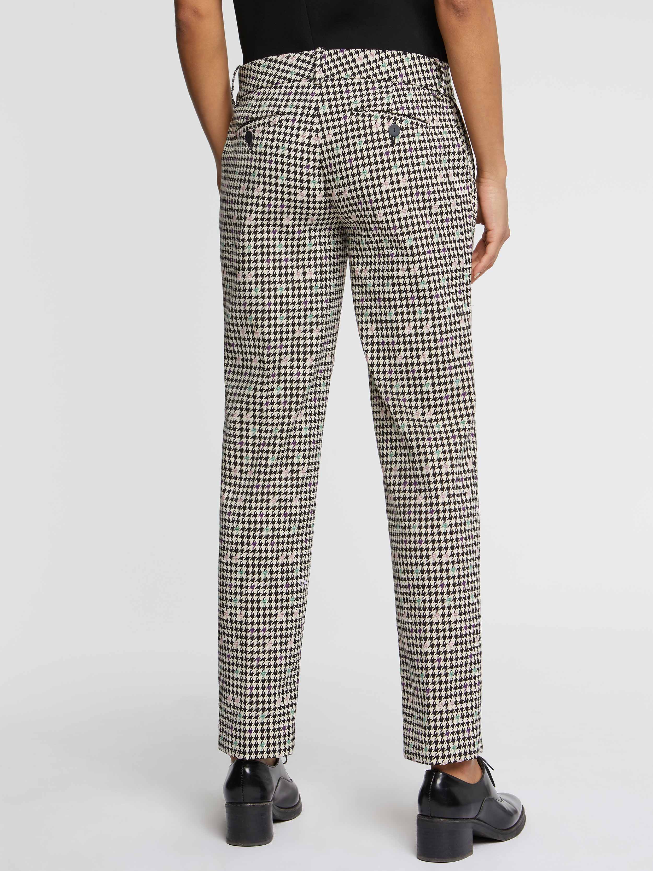 paule ka 22H160P028 099 4