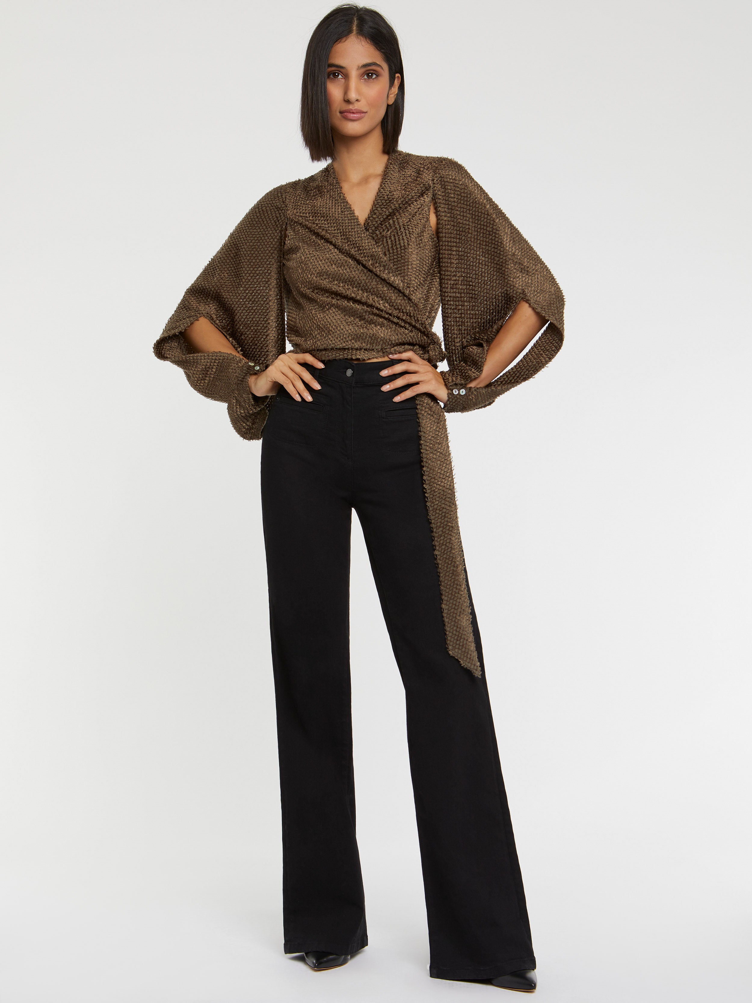 paule ka 22H174C001 710 1