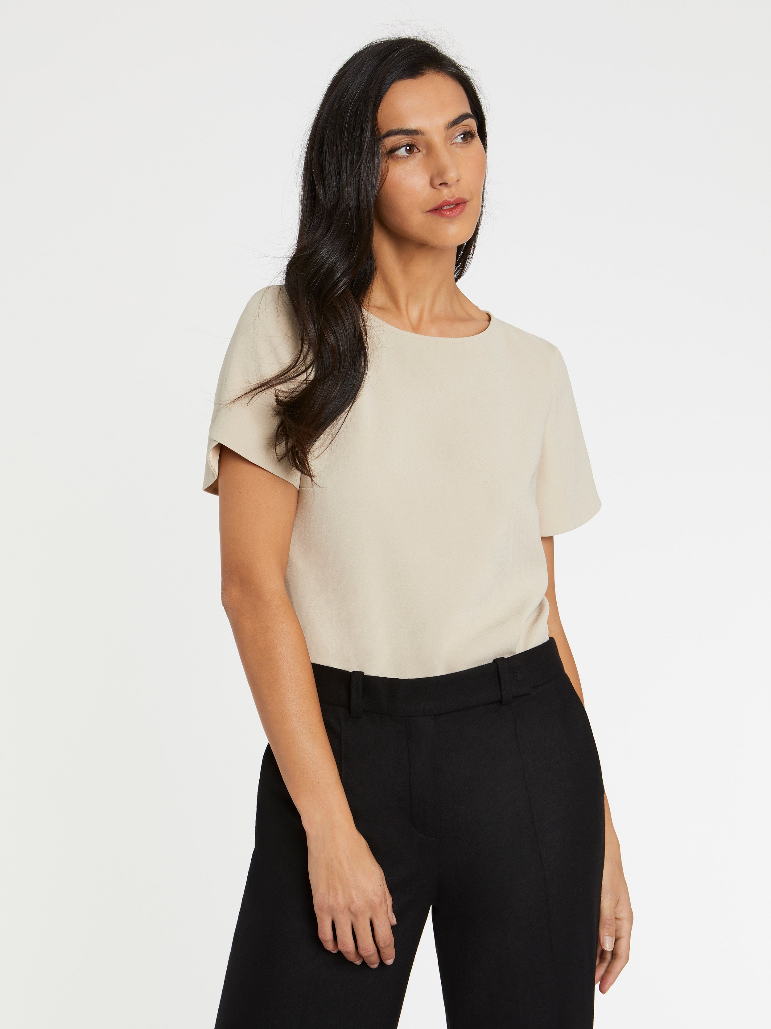 paule ka 22H180H003 320 3