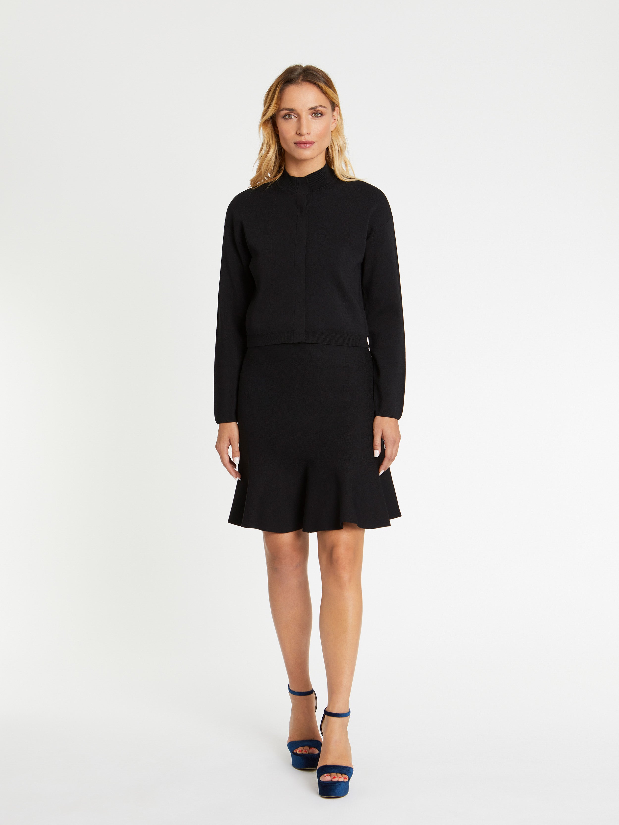 paule ka 22H403JU08 999 1