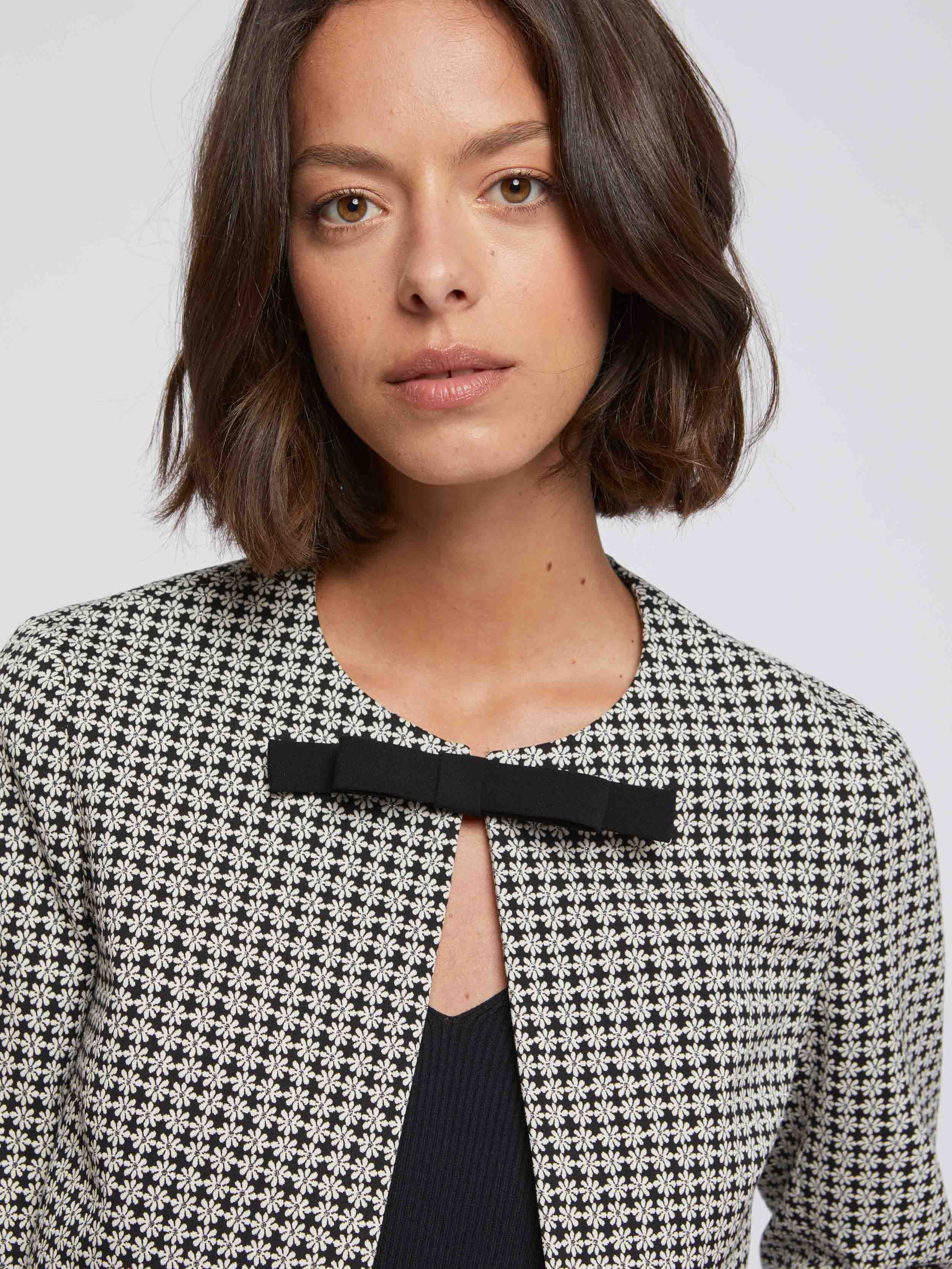 paule ka 21H155 V004 9910 2