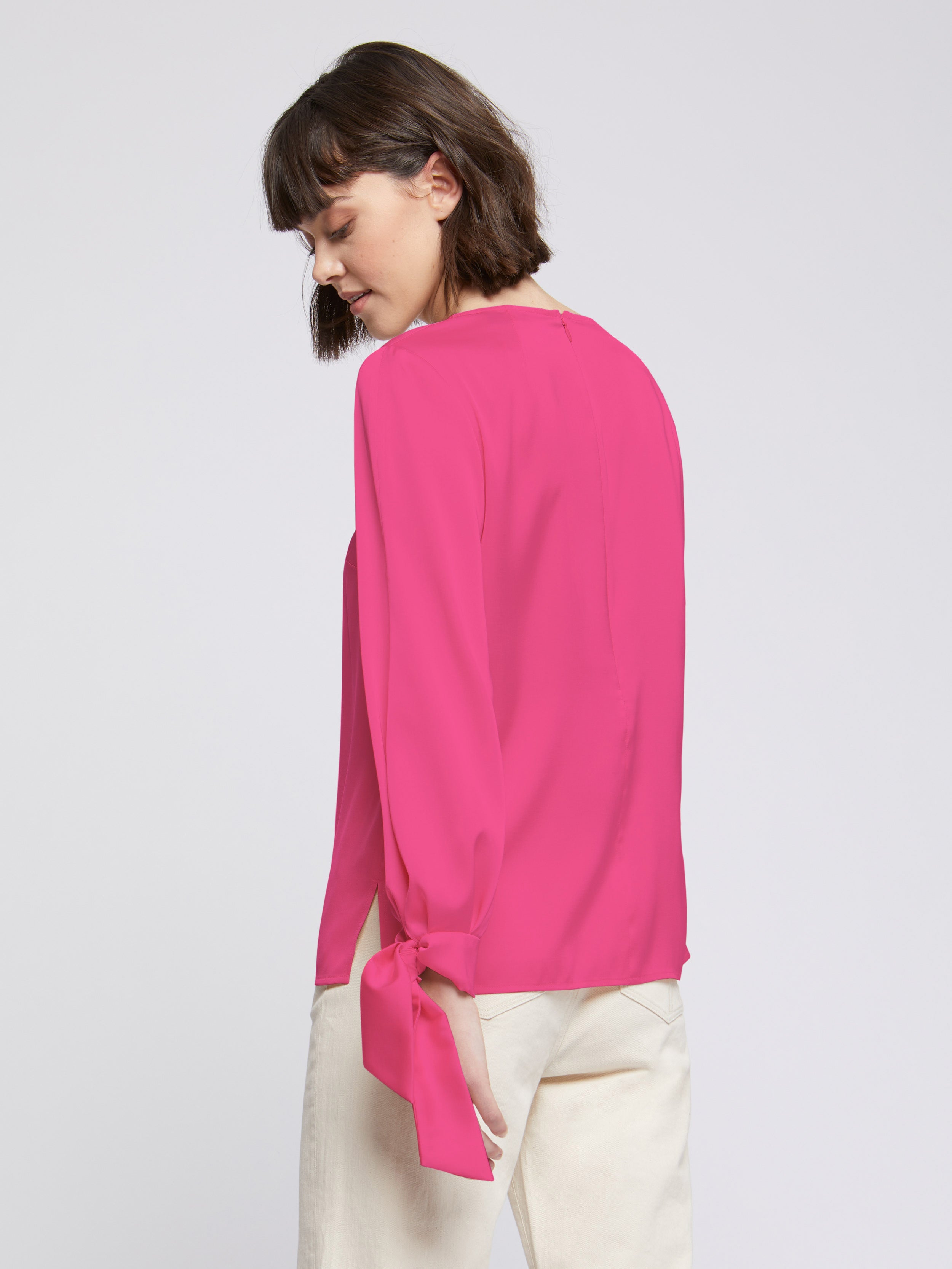 paule ka 21H174H45F 414 4