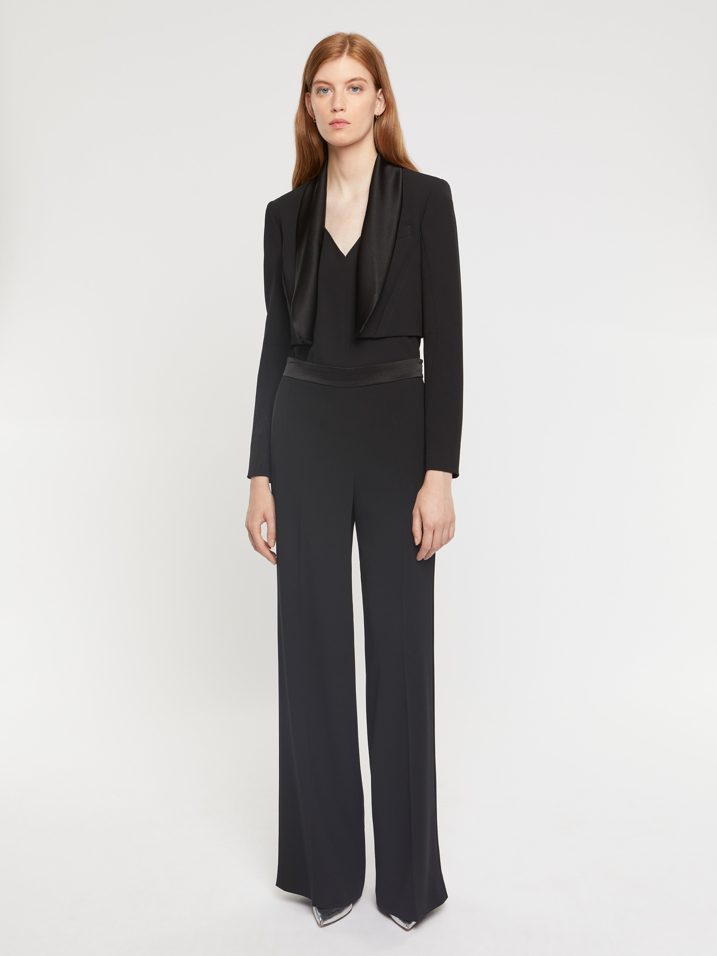 paule ka 22E180V011 999 1