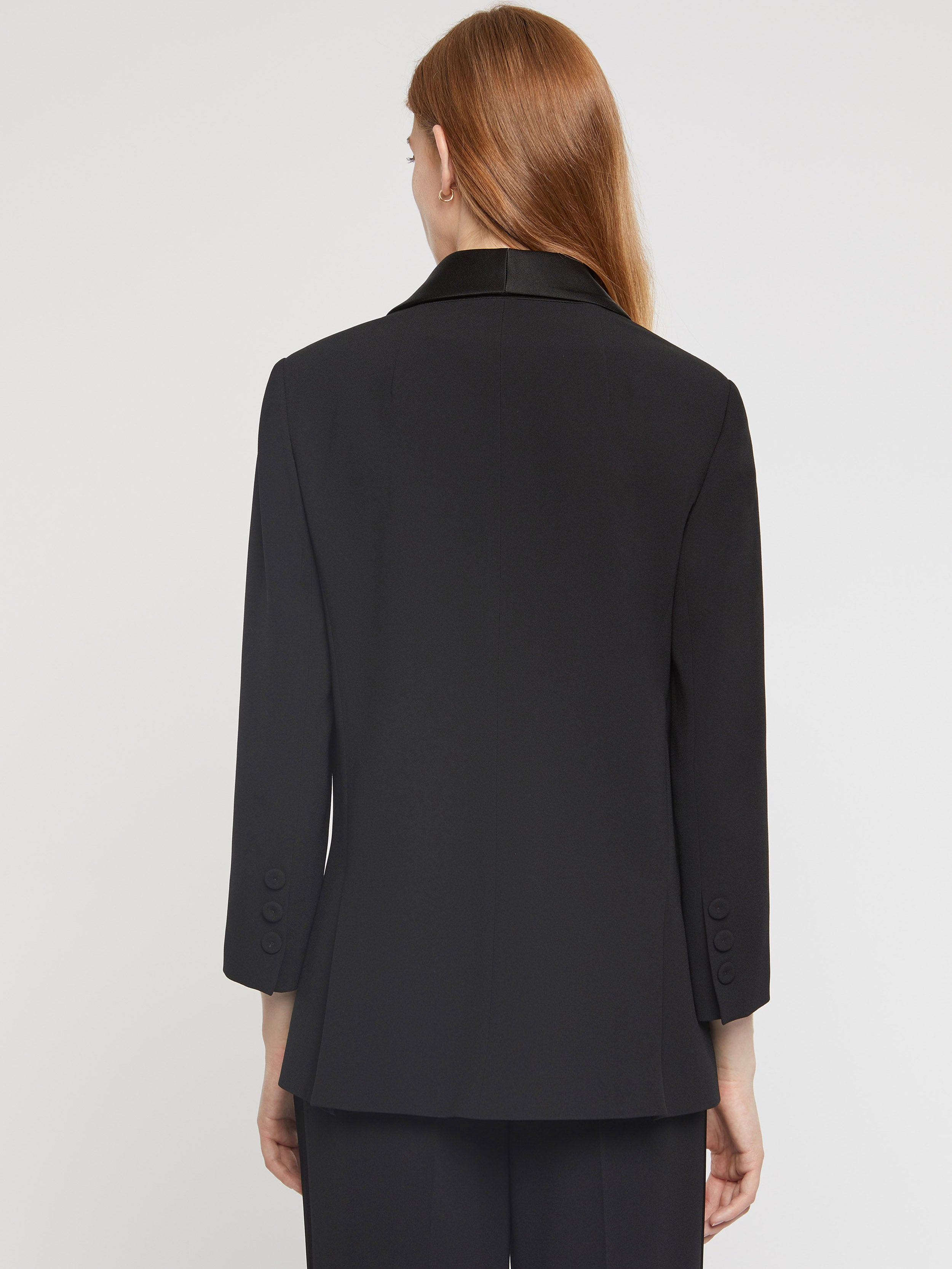 paule ka 22E180V025 999 4