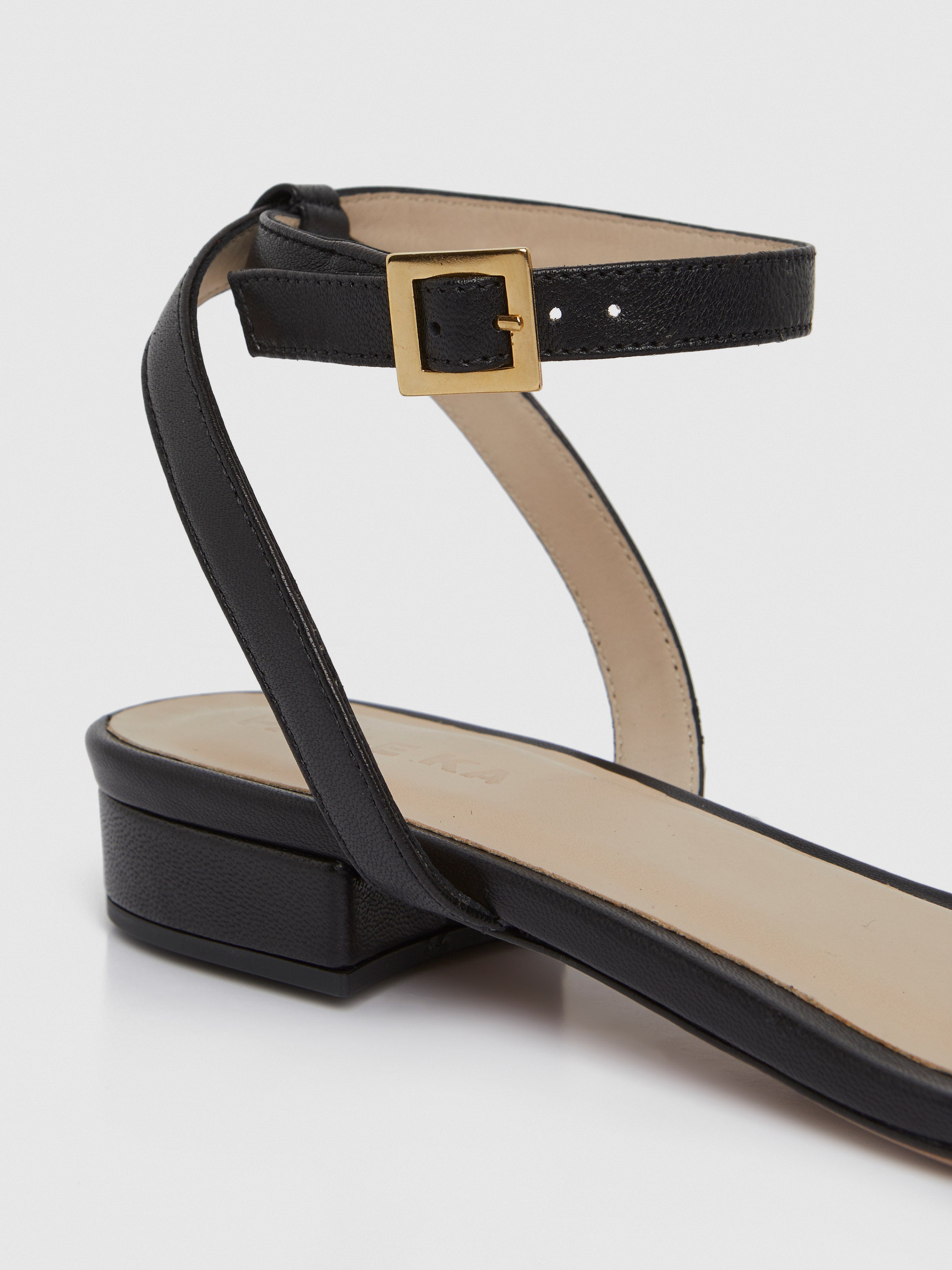 paule ka 22E500SF30 999 4