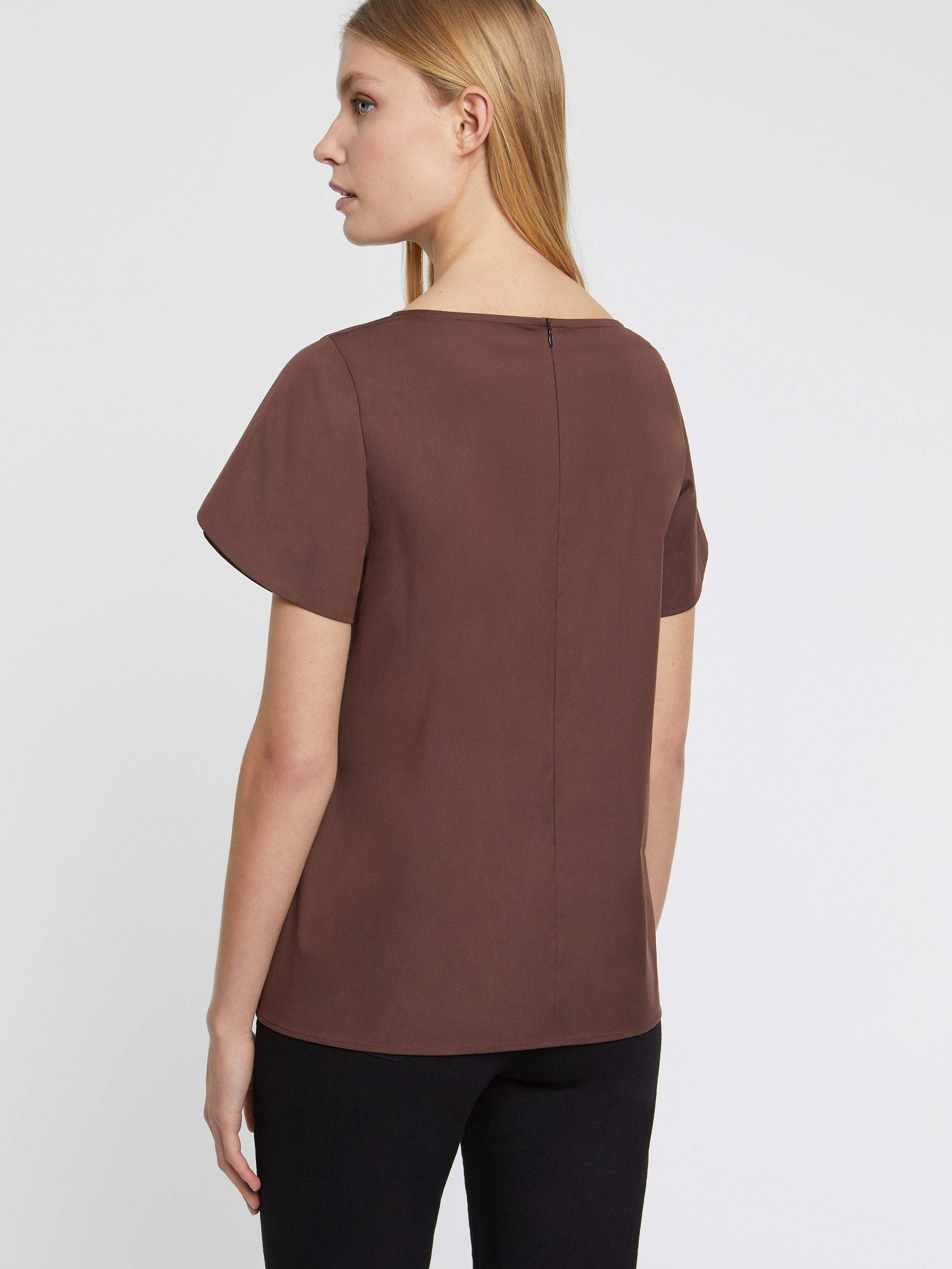 paule ka 22H100H003 393 4