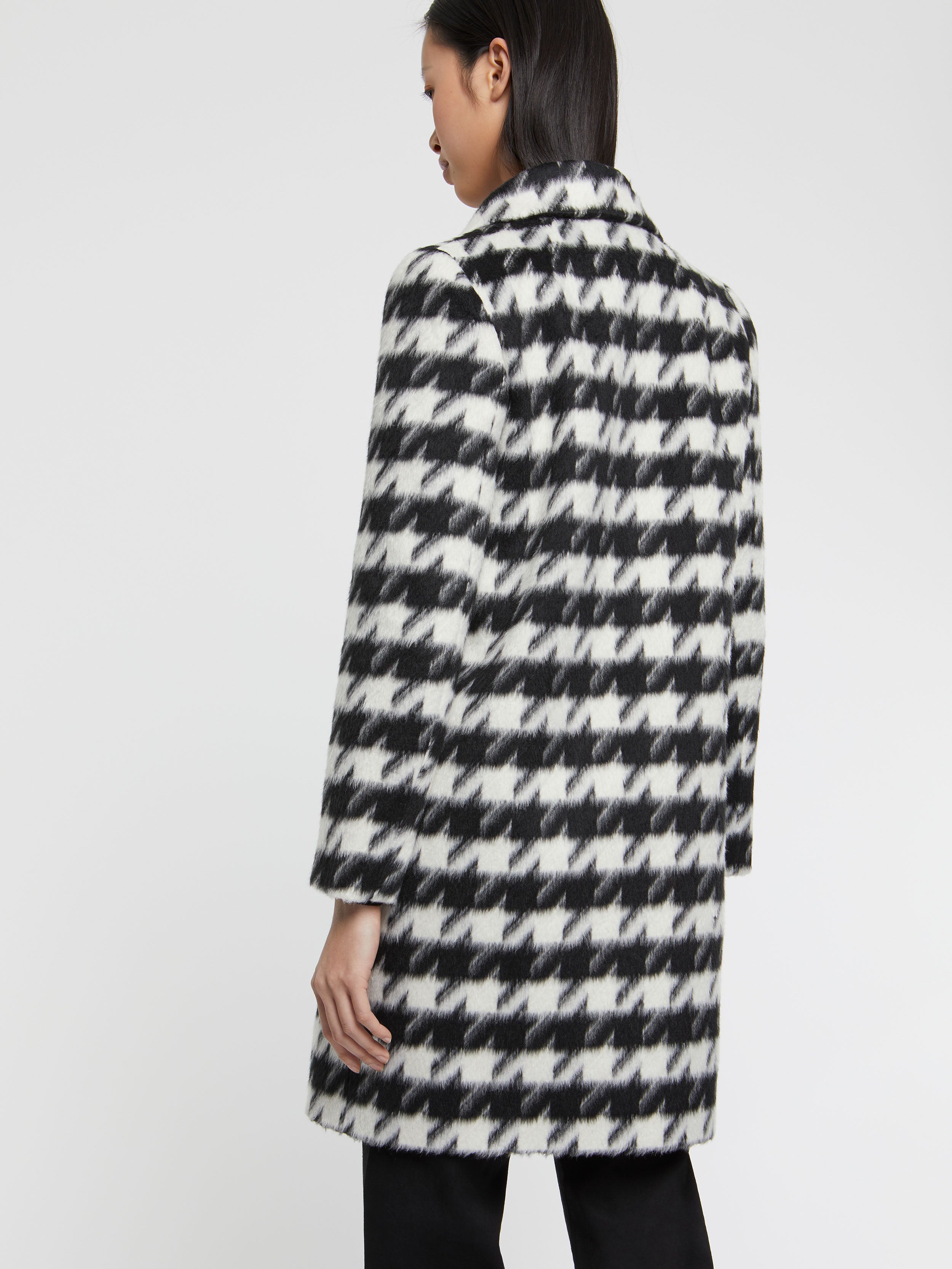 paule ka 22H135M019 9910 4