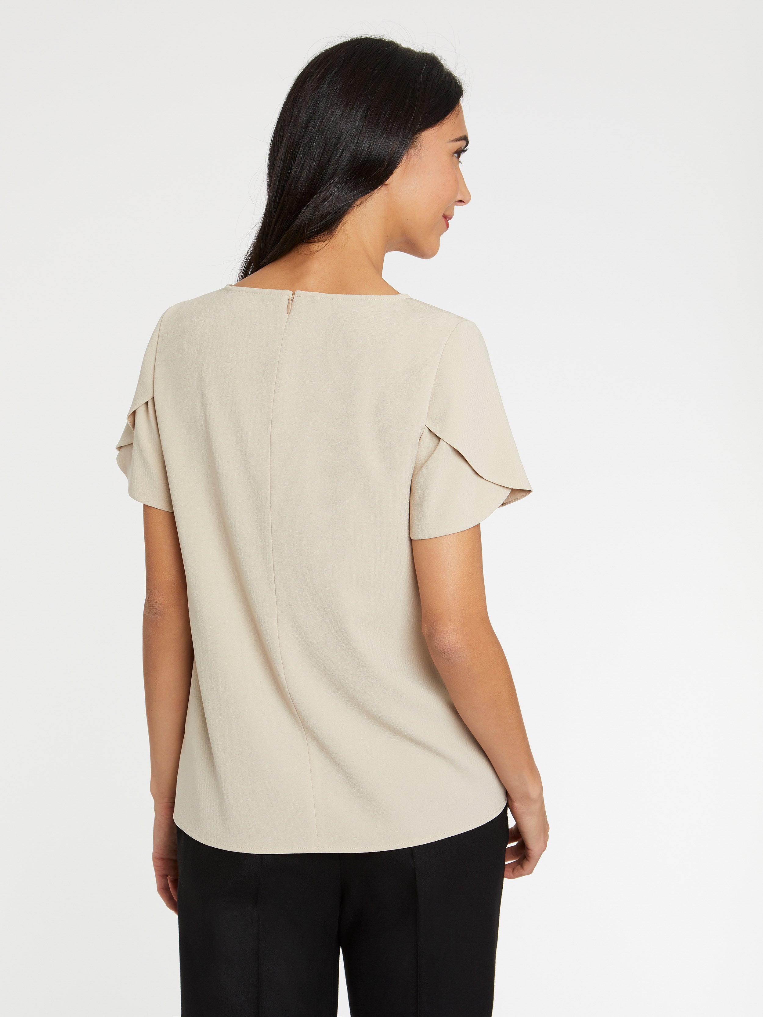 paule ka 22H180H003 320 4