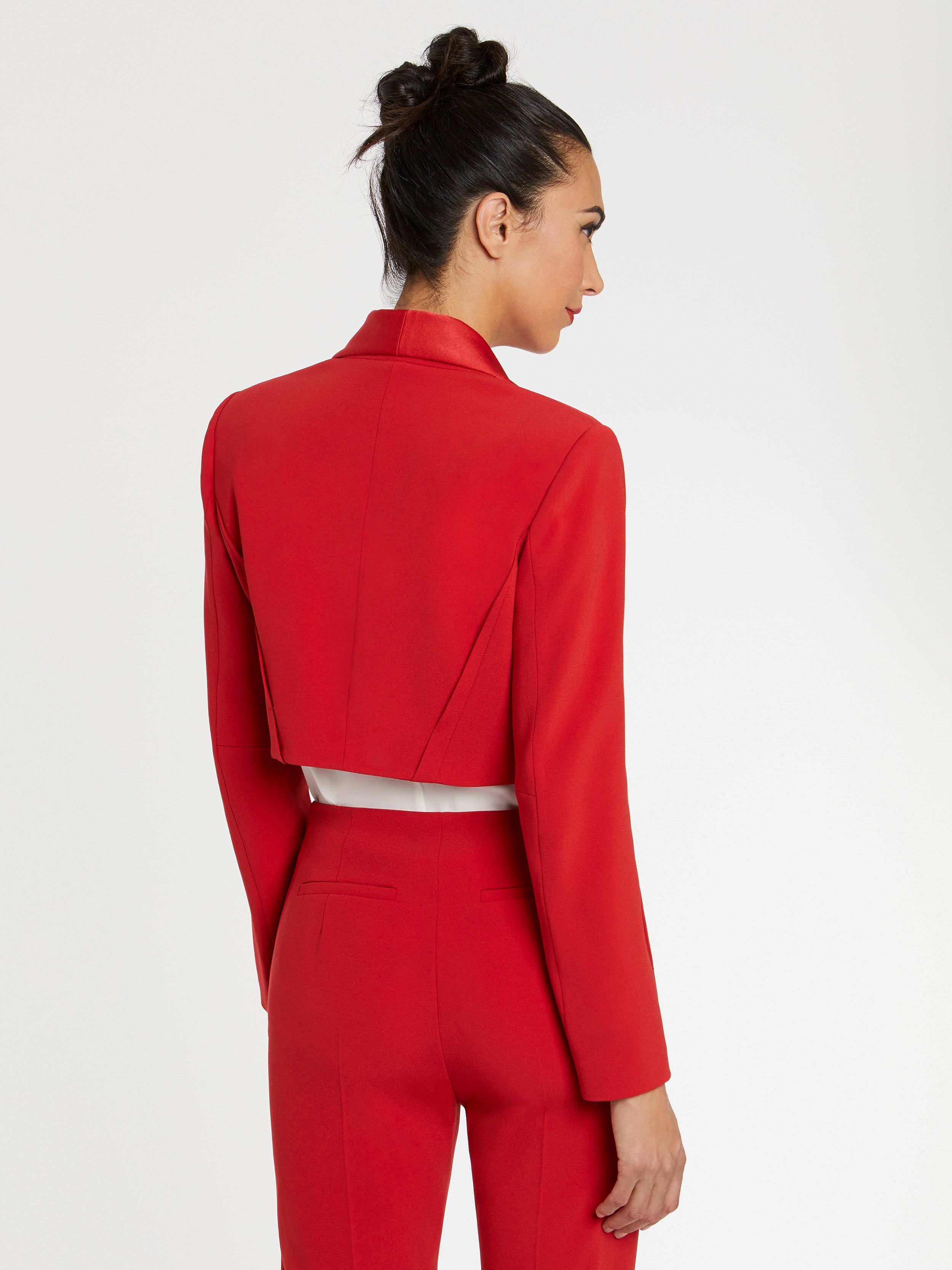 paule ka 22H180V015 418 4