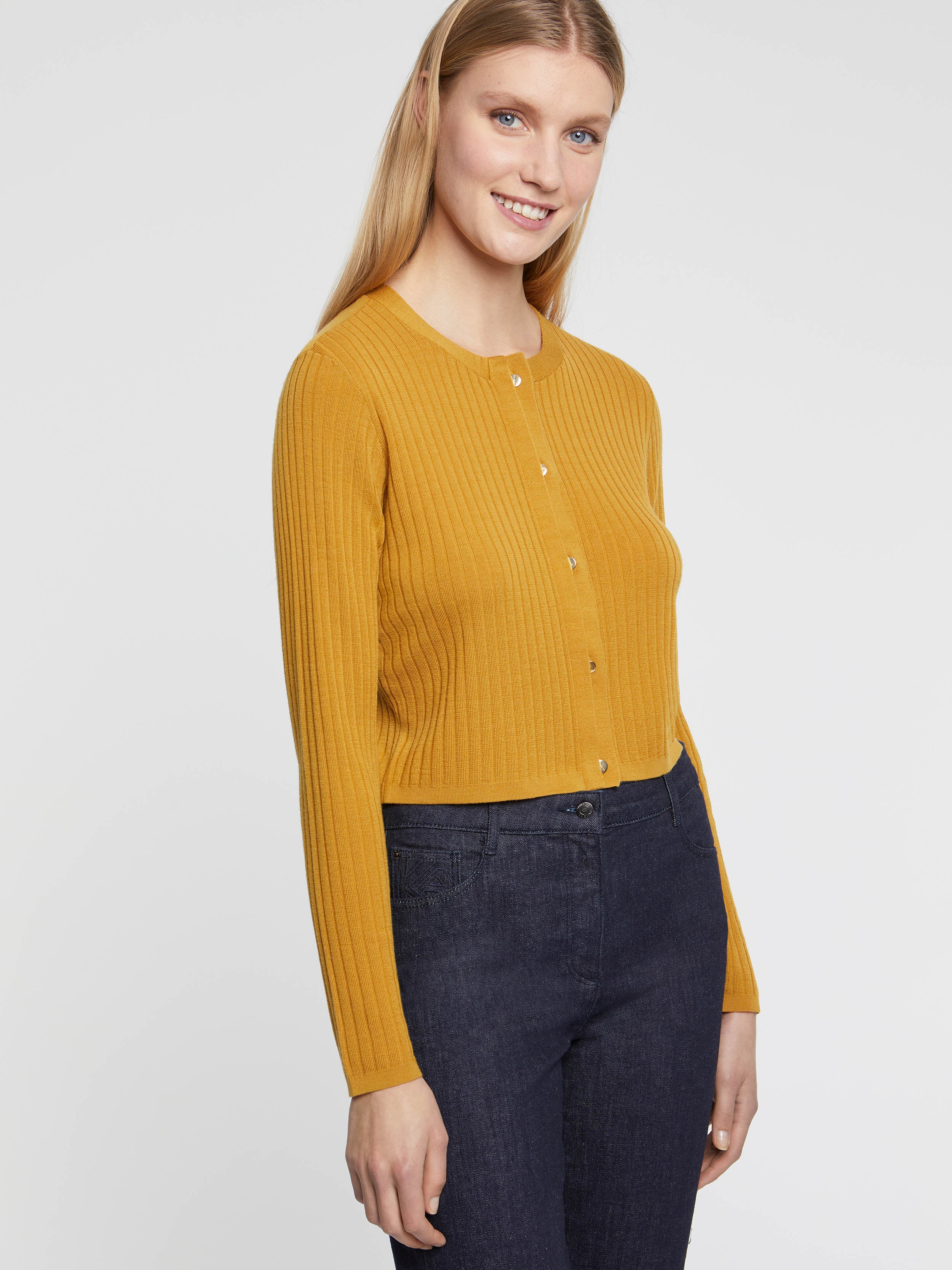 paule ka 22H401CA46 233 3