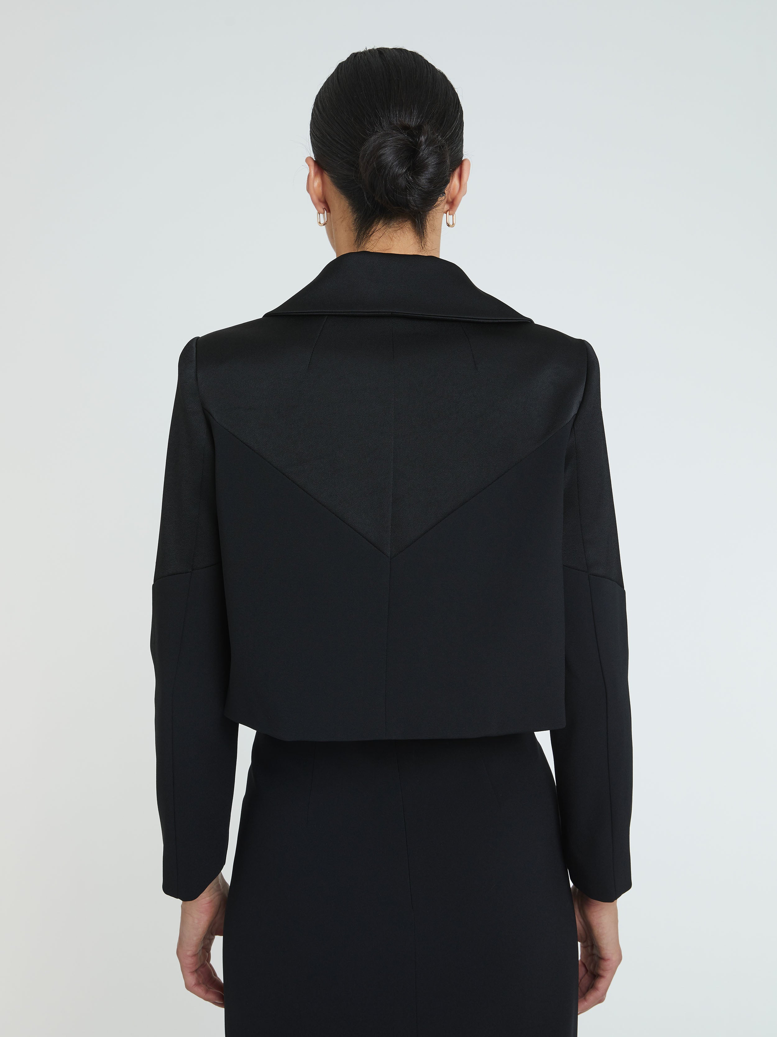 paule ka 23E180V018 999 4