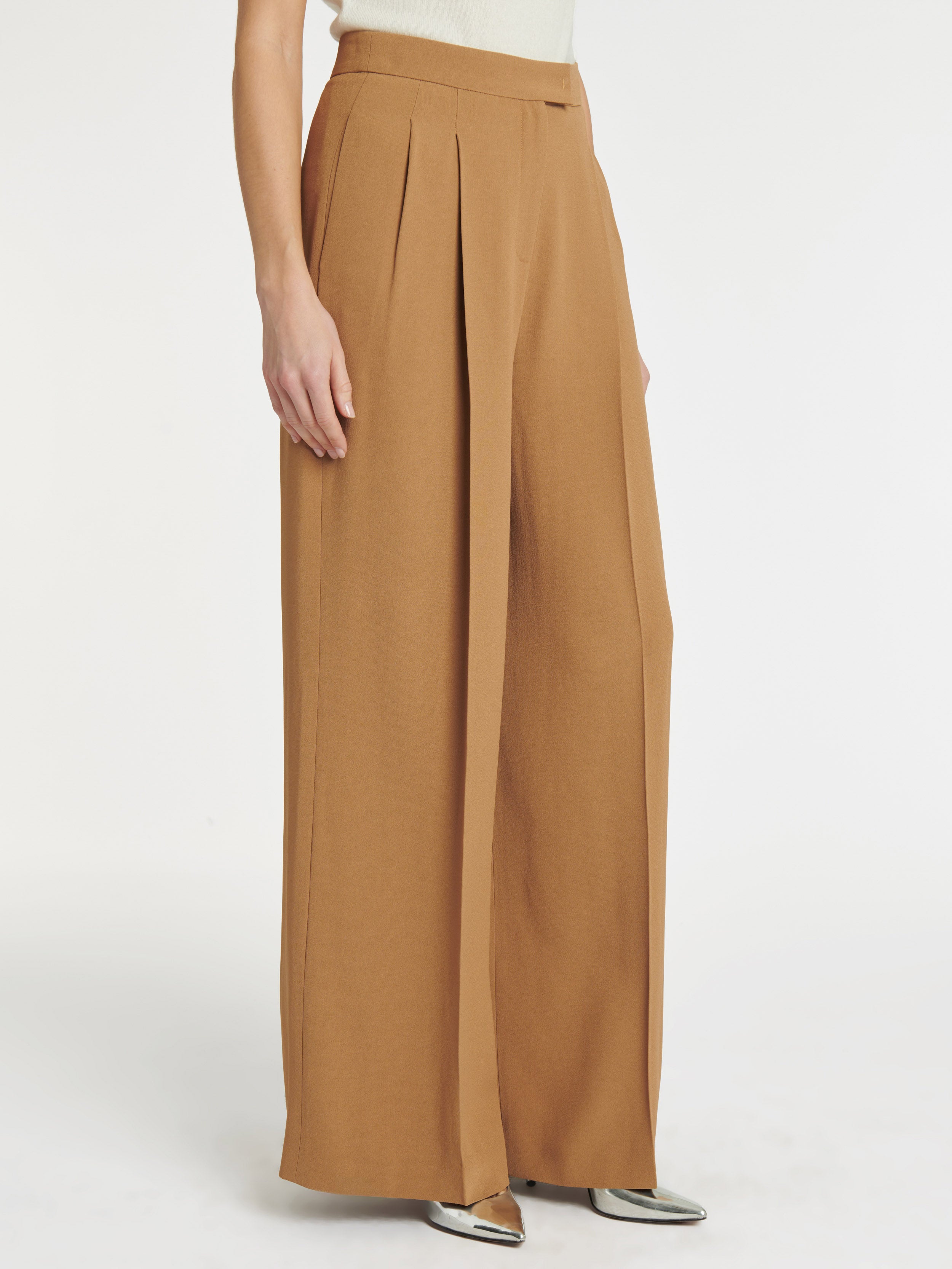 paule ka 23H180P011 354 5