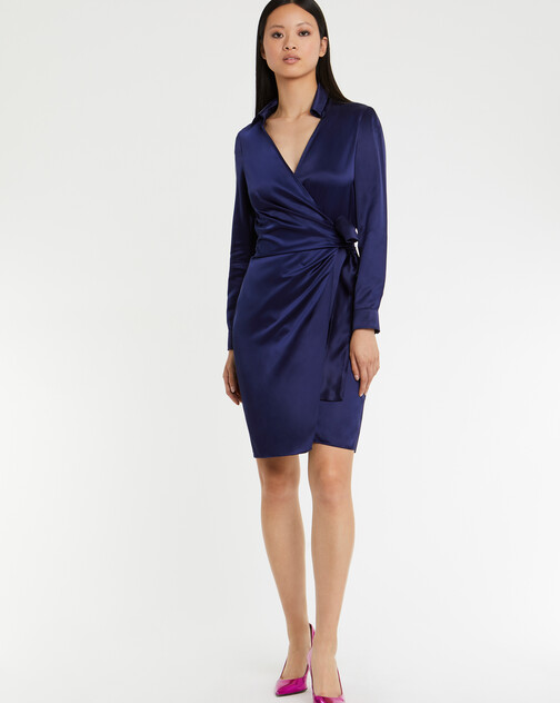Robe portefeuille en satin fluide