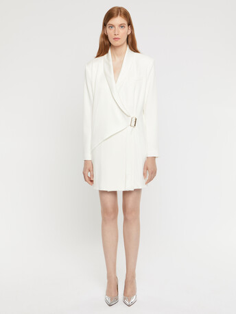 Robe tailleur cache-cœur en crêpe envers satin - Blanc casse