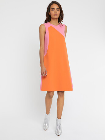 Robe courte bicolore en tissu crêpe - Bubble gum / mandarine