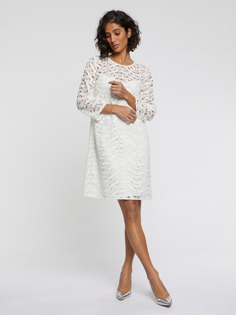 Short straight-cut guipure dress - Off white