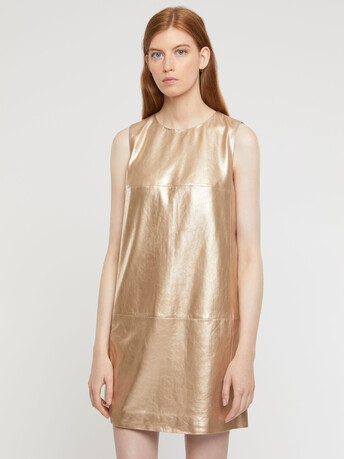 Short sleeveless metallic-leather dress - Platinum