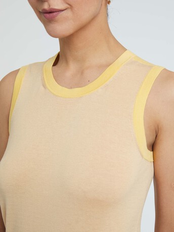 KNITTED TANK TOP - Nougat/paille