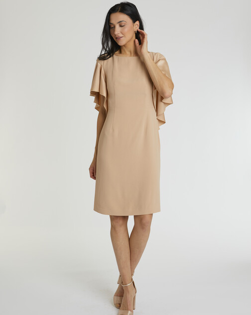 Robe courte en crêpe envers satin