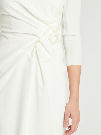 Robe en crêpe envers satin - Blanc casse