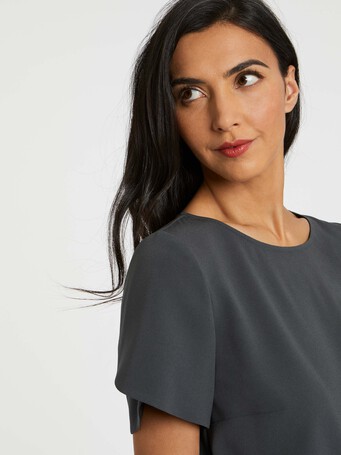 Top manches courtes en tissu crêpe - Carbone