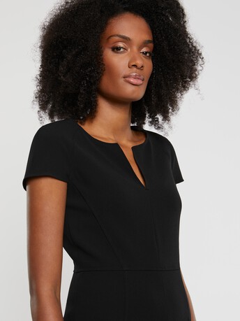 Robe droite manches courtes en crêpe envers satin - Noir