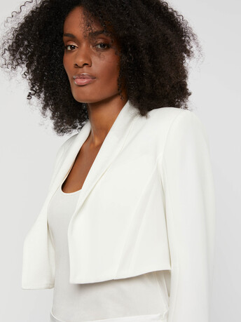 Veste courte en crêpe envers satin - Blanc casse