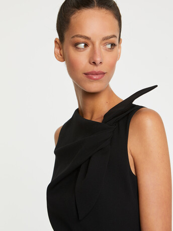 Robe longue à nœud en crêpe envers satin - Noir