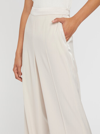 Wide-leg satin-back crepe pants - Coquille