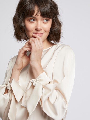 Silk bow top - Coquille