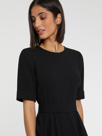 Robe midi ceinturée en crêpe envers satin - Noir