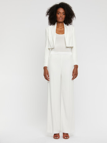 Veste courte en crêpe envers satin - Blanc casse