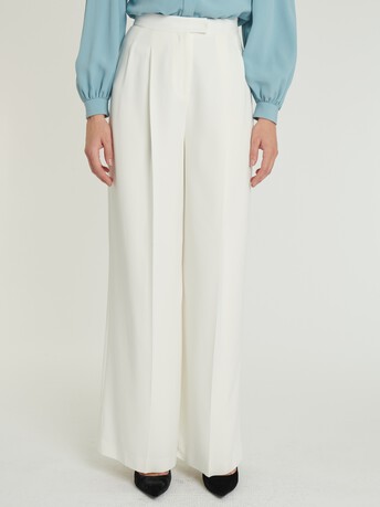 Pantalon large en crêpe envers satin - Blanc casse