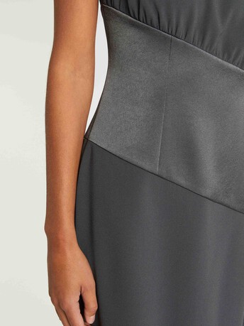 ROBE - Carbone