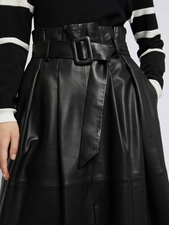 Jupe longue ceinturée en cuir d'agneau - Noir