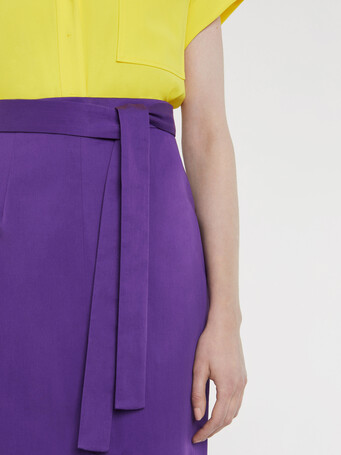 Belted cotton-gabardine midi skirt - Cassis