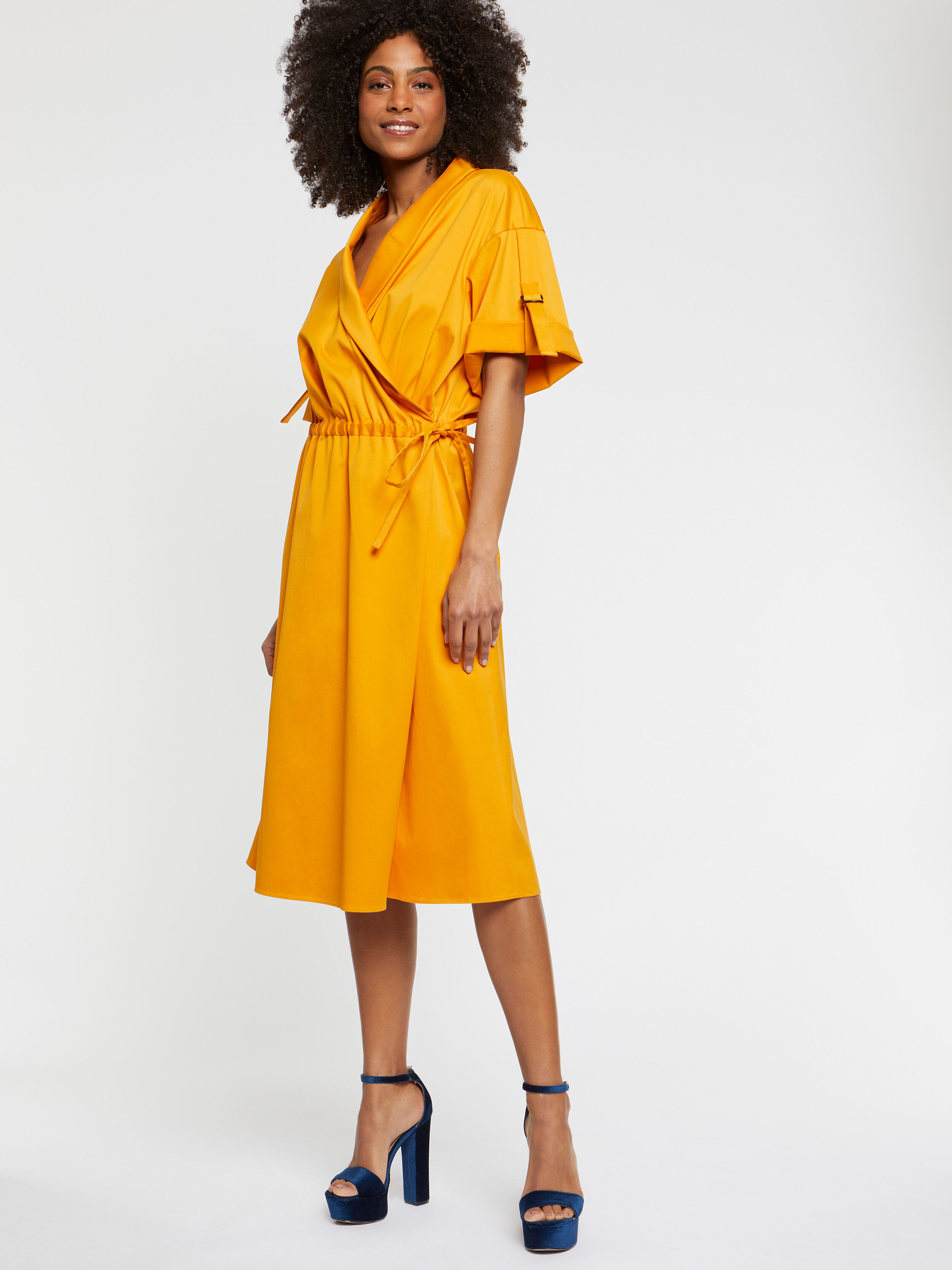 Robe mi longue crois e en satin de coton Paule Ka
