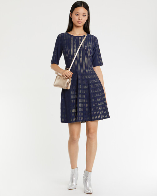 Robe en viscose ajoutée