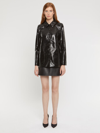 Manteau court en vinyle craquelé - Noir