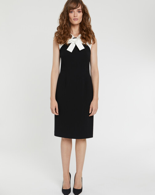 Robe droite à nœud en crêpe envers satin