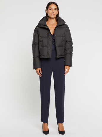 Cropped down jacket with XXL collar - Noir