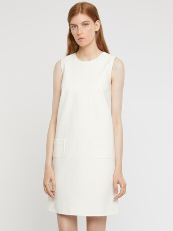 Robe courte sans manches en jacquard plumetis - Blanc casse