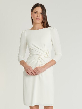 Robe en crêpe envers satin - Blanc casse