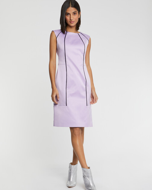 Robe droite en satin