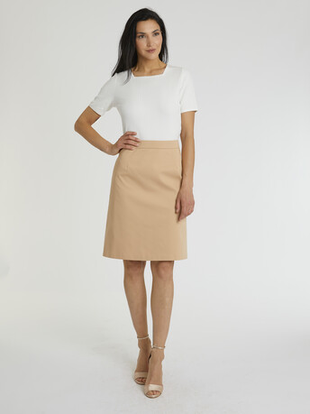 Jupe courte en satin de coton stretch - Nougat