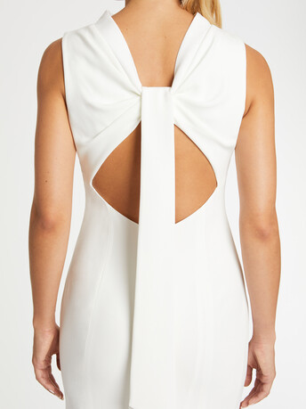 Robe longue dos nu en crêpe envers satin - Blanc casse